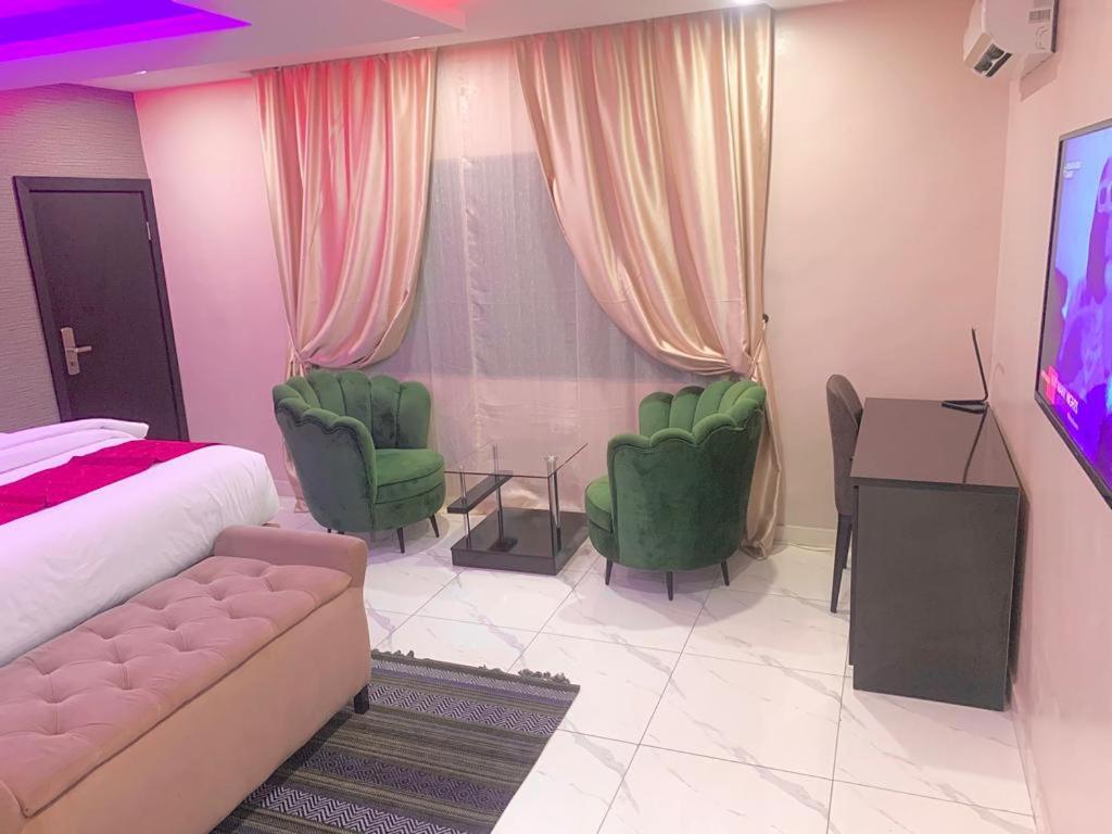 No 95 Suites VI لاغوس المظهر الخارجي الصورة