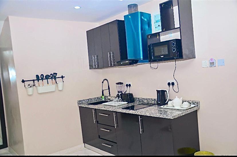 No 95 Suites VI لاغوس المظهر الخارجي الصورة