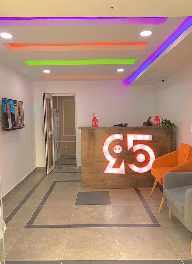 No 95 Suites VI لاغوس المظهر الخارجي الصورة
